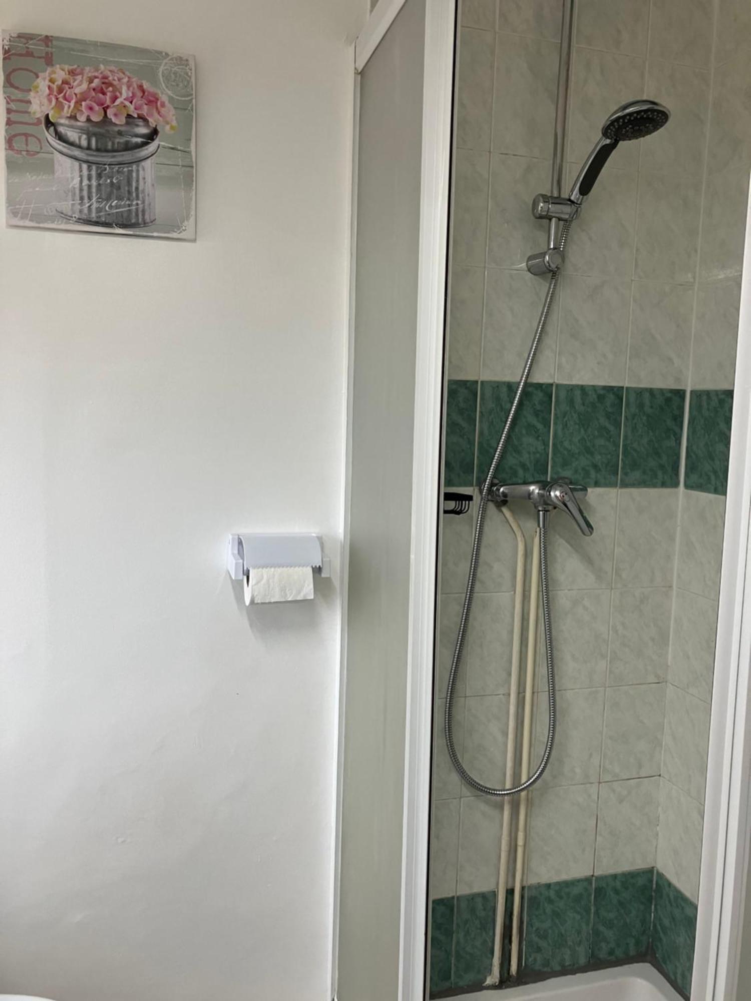 Charmante Maison En Pierres Precy-le-Sec Exteriör bild