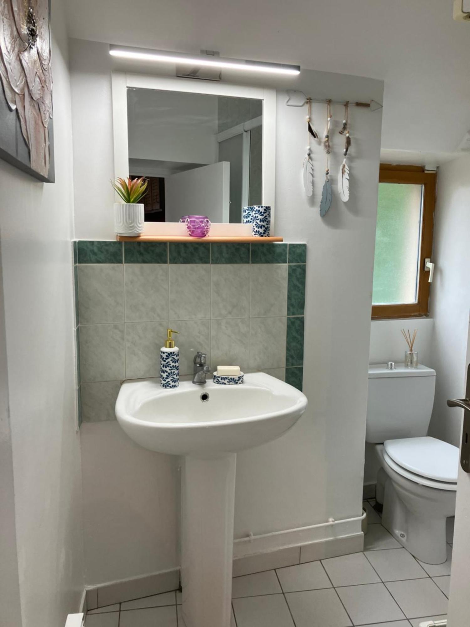 Charmante Maison En Pierres Precy-le-Sec Exteriör bild